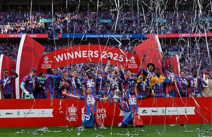 Crystal Palace celebrating