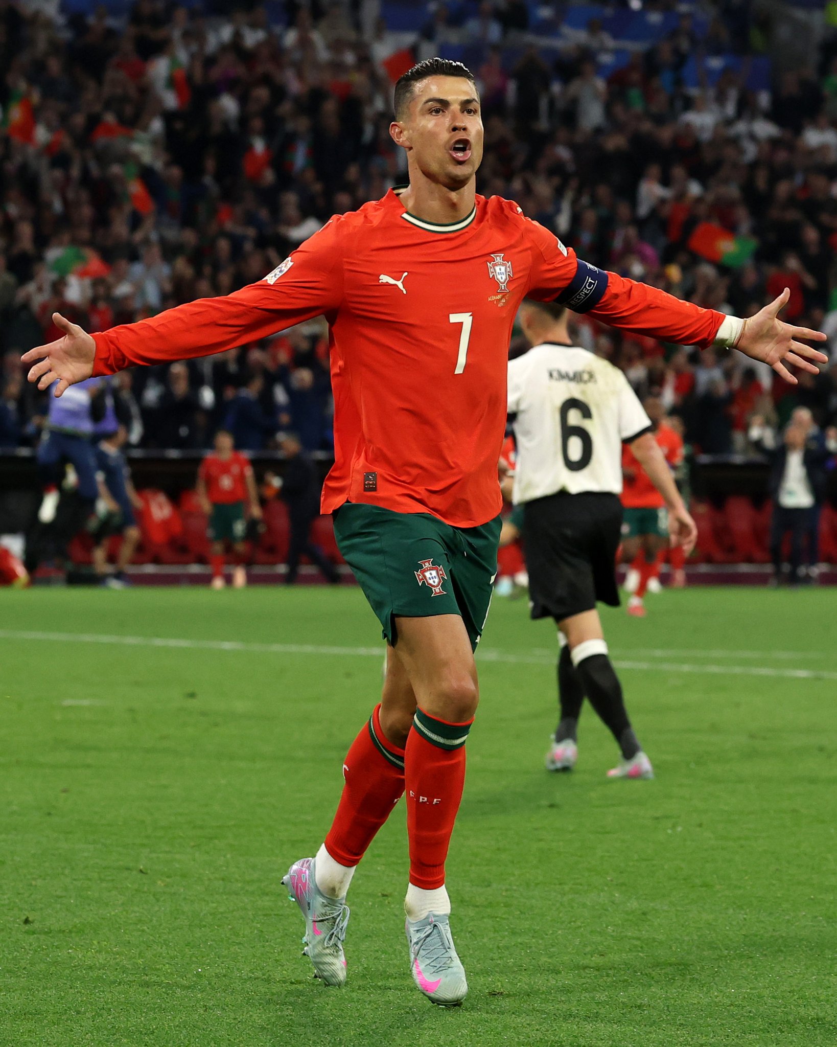 Cr-7