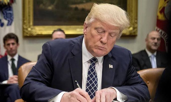Donaalld trump